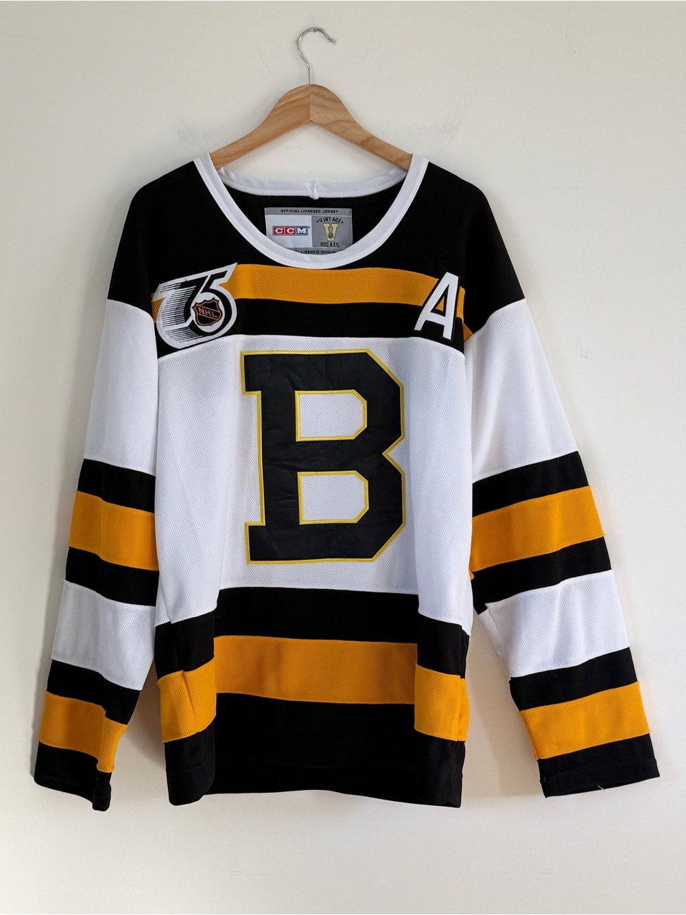 Authentic CCM 75th Anniversary TBTC Boston Bruins Bobby Orr #4 Jersey size 50